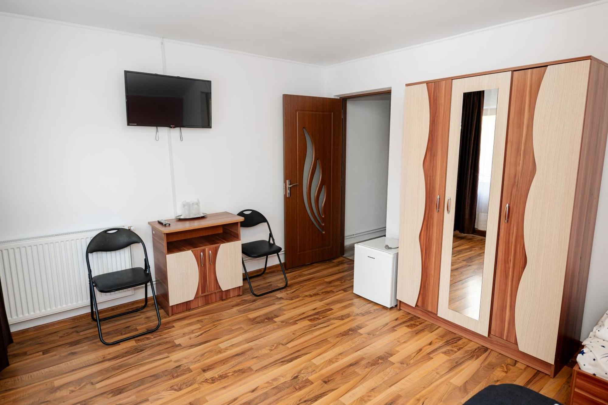 Hotel Casa Alex Călimăneşti Zewnętrze zdjęcie